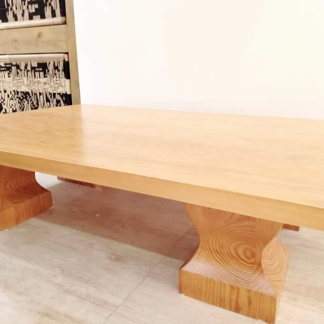 pine table