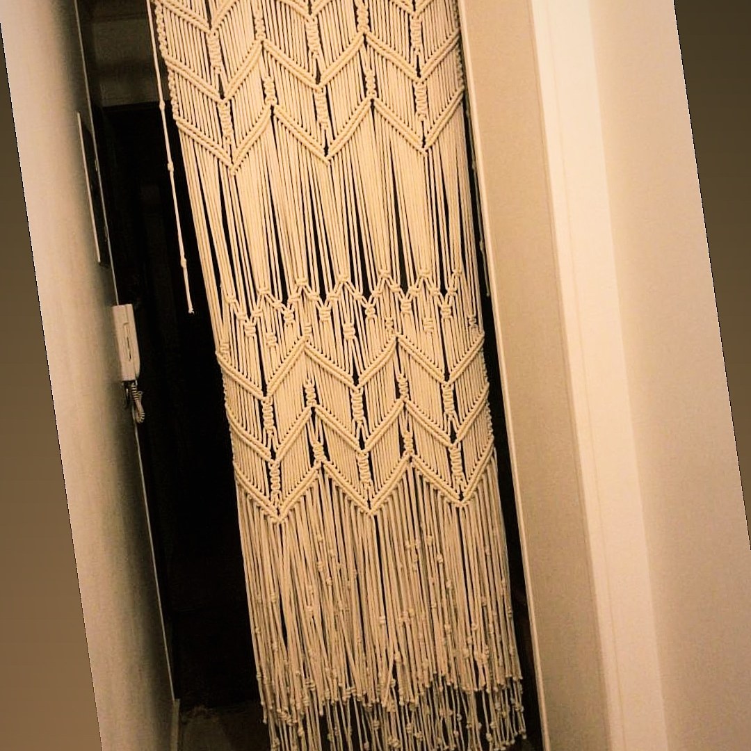 layered zigzag curtan