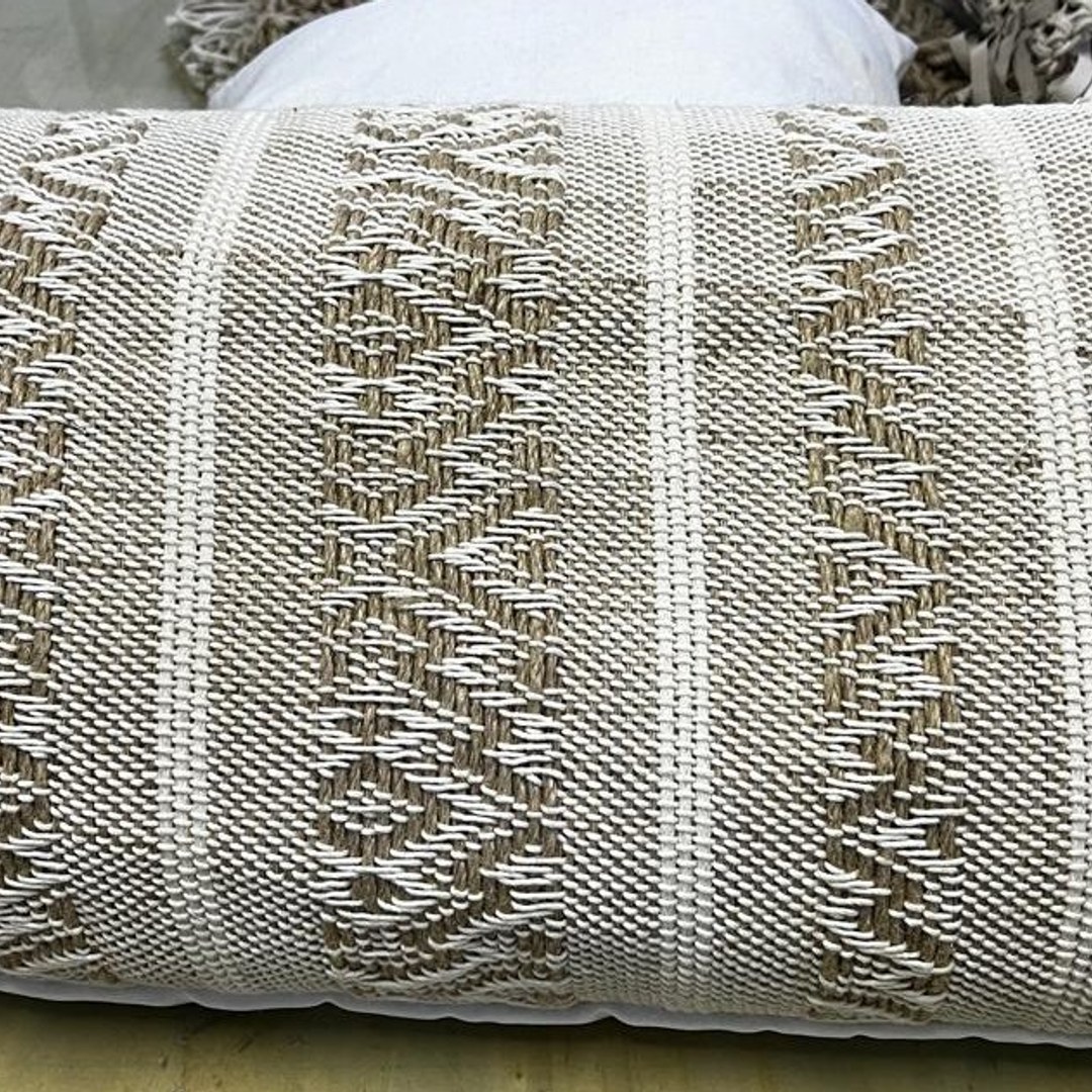 Seara cushion cotton 70*40